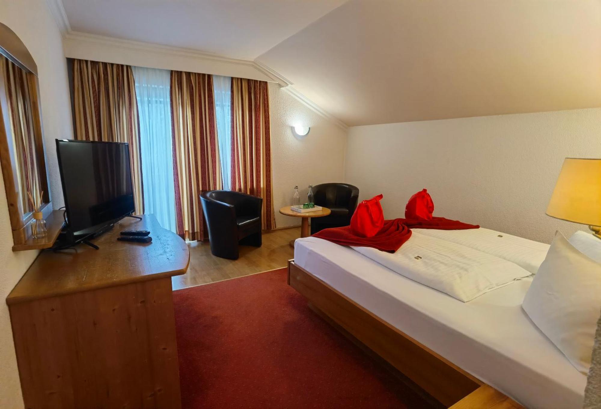 Hotel Kaerntnerhof & Suiten 3 Presseggersee Buitenkant foto