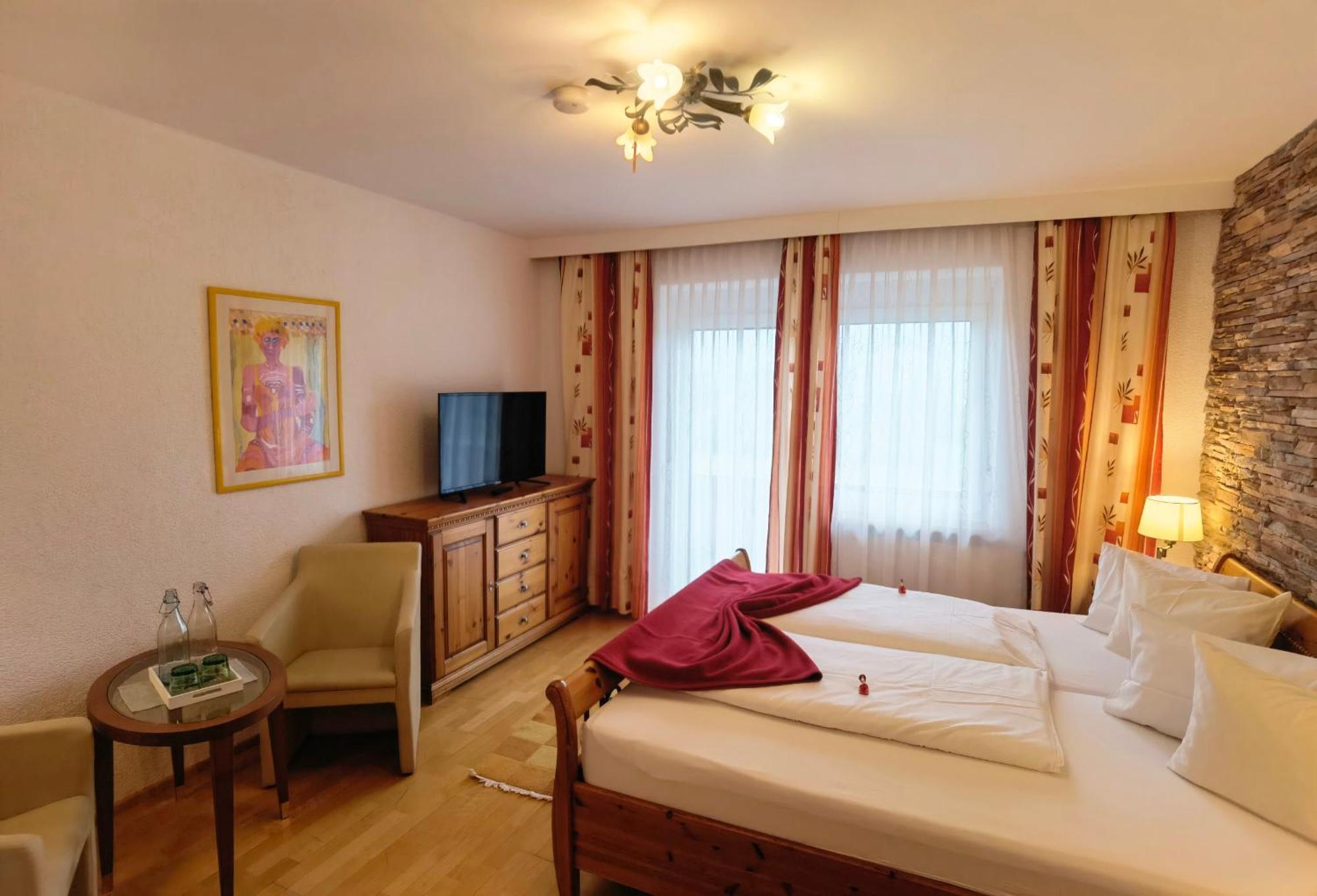 Hotel Kaerntnerhof & Suiten 3 Presseggersee Buitenkant foto